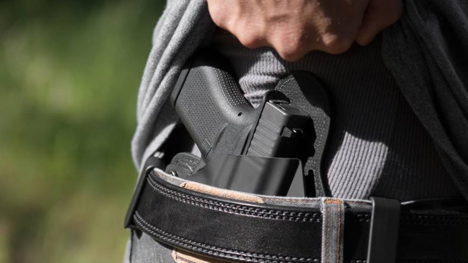 Τι απαιτείται για νόμιμη οπλοφορία στην Ελλάδα