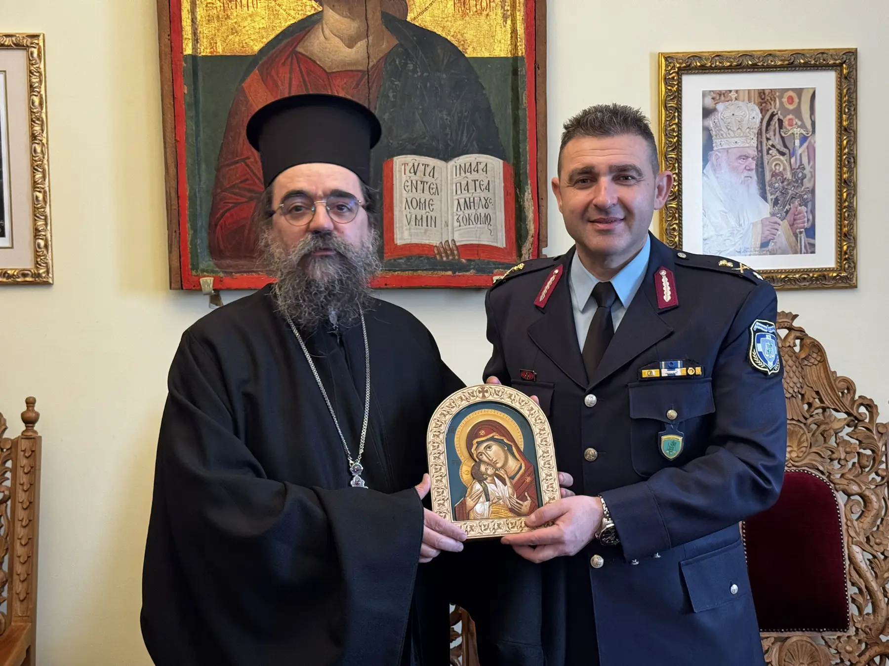 Εθιμοτυπική επίσκεψη του Νέου Γενικού Περ/κού Αστ.  Δ/ντή Δυτ. Μακεδονίας στο Μητροπολίτη Καστοριάς