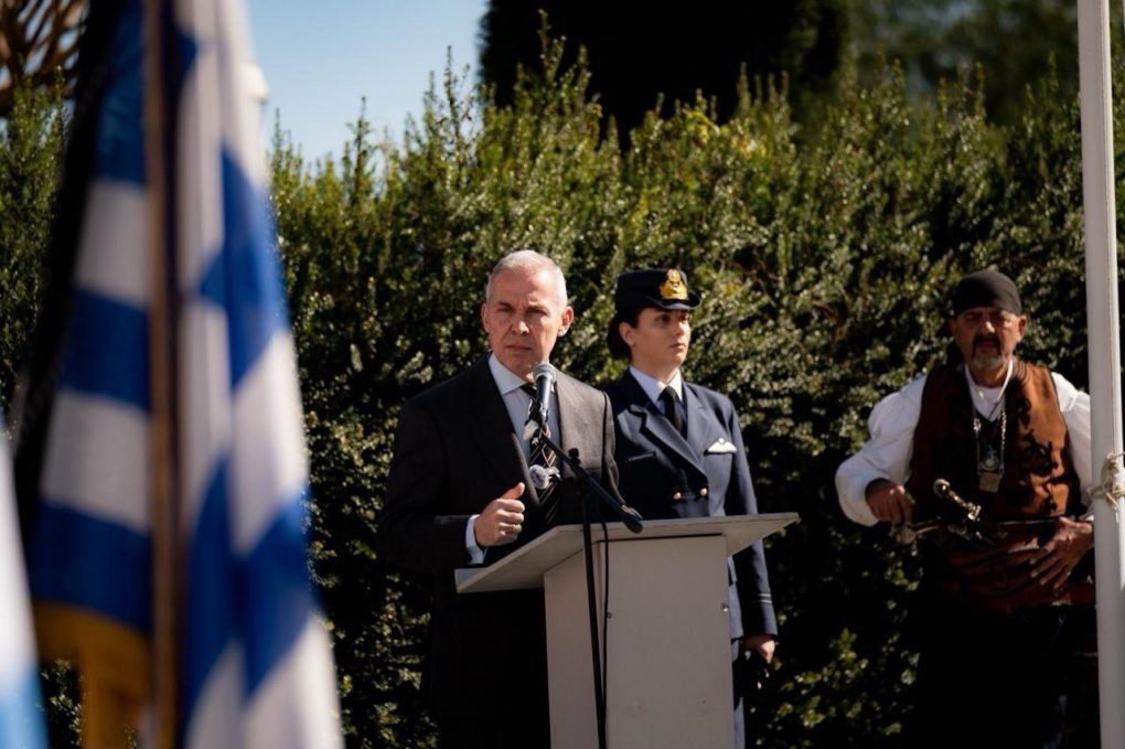 Παρουσία ΥΦΕΘΑ Θανάση Δαβάκη στην εκδήλωση τιμής και μνήμης για τους πεσόντες Λάκωνες Αεροπόρους