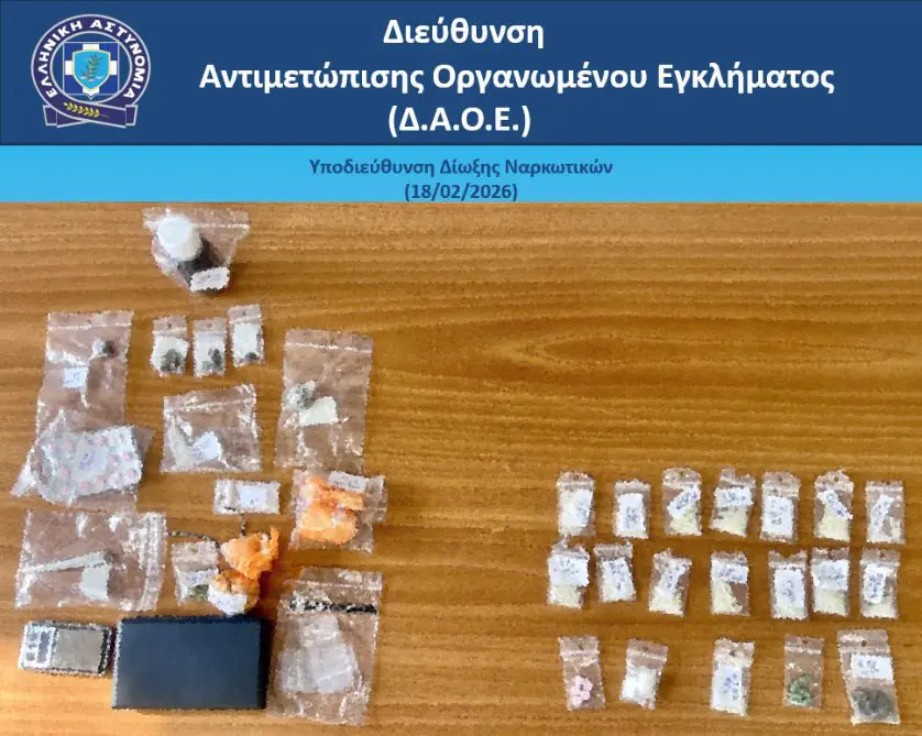 Έρευνες σε ξενοδοχείο της Αθήνας για την καταπολέμηση της κατοχής και διακίνησης ναρκωτικών – 3 συλλήψεις (video)