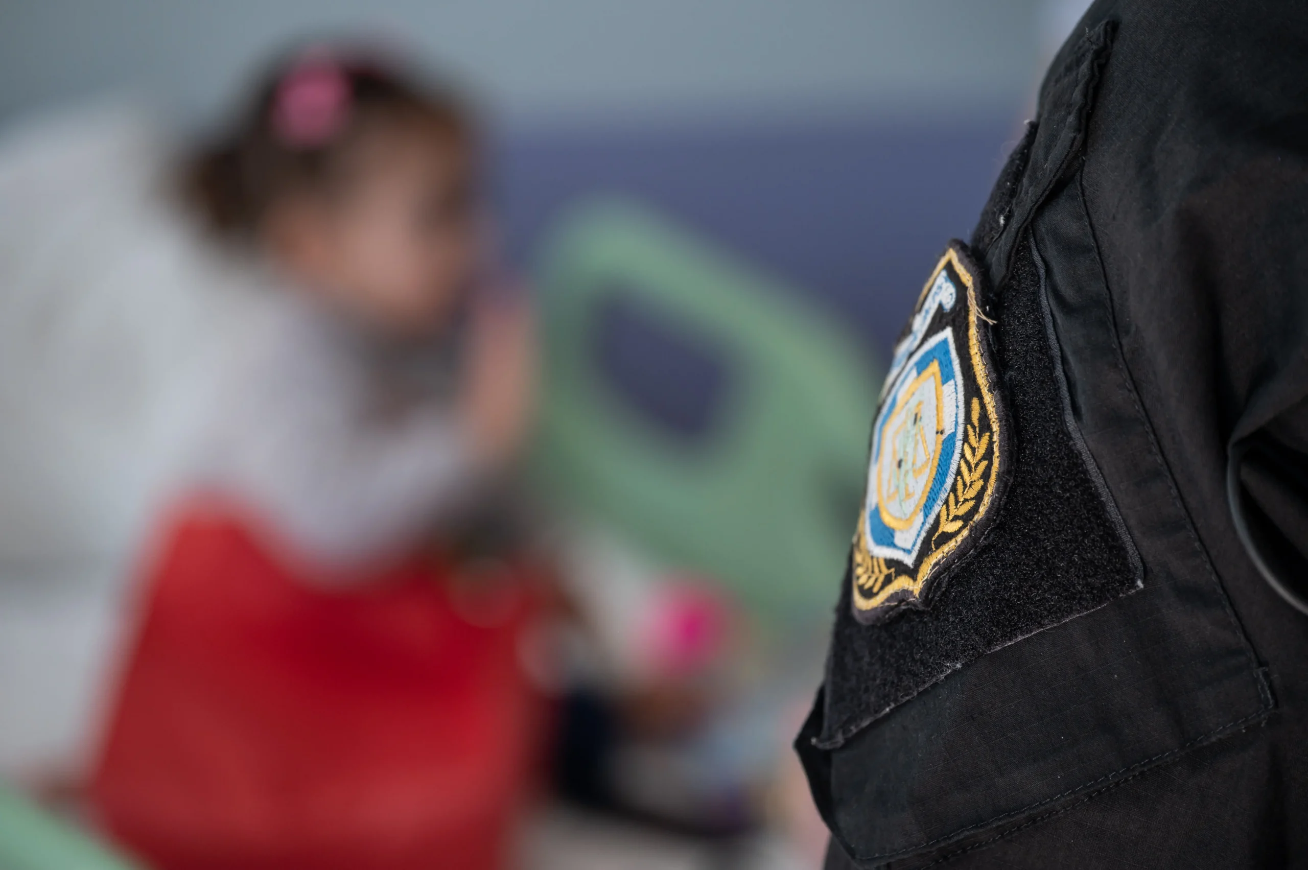 Το Υπουργείο Προστασίας του Πολίτη και η Ελληνική Αστυνομία κοντά στα παιδιά με καρκίνο (video)