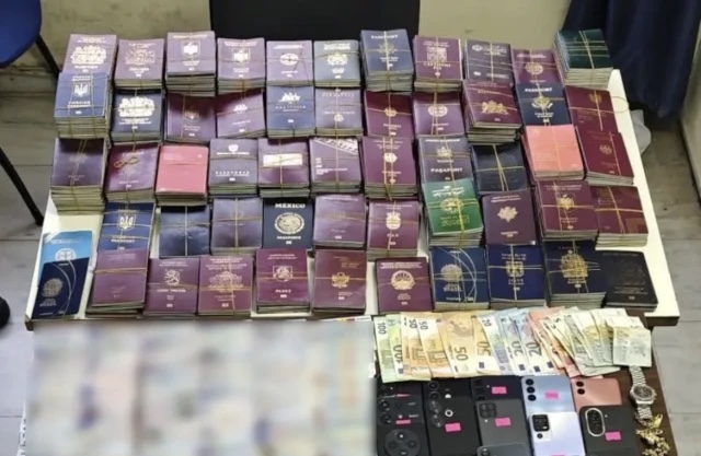 ΕΛ.ΑΣ.: Κατασχέθηκαν 917 κλεμμένα ταξιδιωτικά έγγραφα