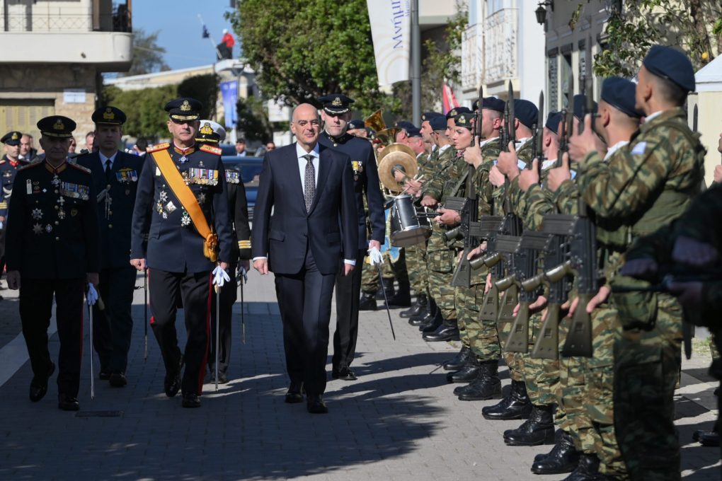 Παρουσία Ν. Δένδια στην Επετειακή Παρέλαση για τον Εορτασμό της 25ης Μαρτίου 1821 στην Ι.Π. Μεσολογγίου