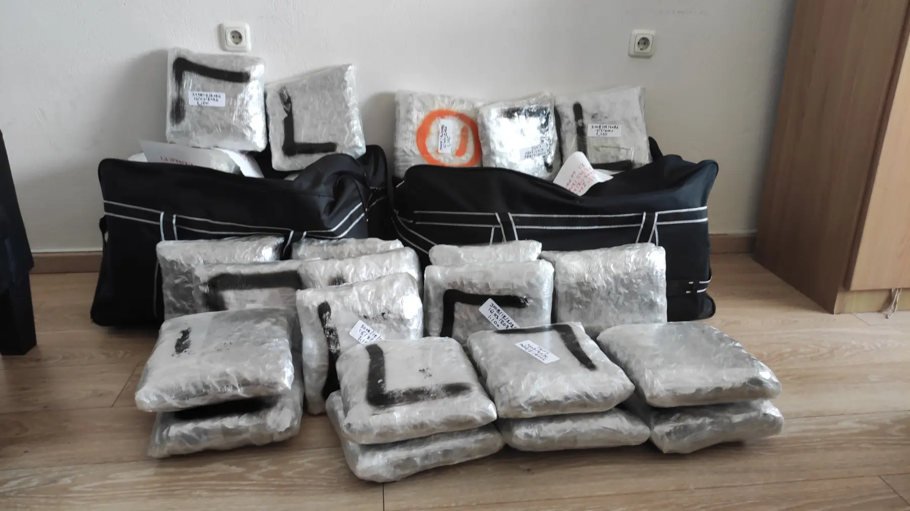 Θεσπρωτία: Άνδρας μετέφερε με ενοικιαζόμενο αυτοκίνητο σχεδόν 60 κιλά ακατέργαστης κάνναβης