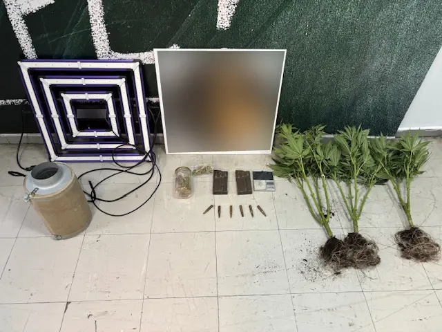 48χρονος είχε εγκαταστήσει πλήρως εξοπλισμένο εργαστήριο κάνναβης σε ταράτσα του σπιτιού του