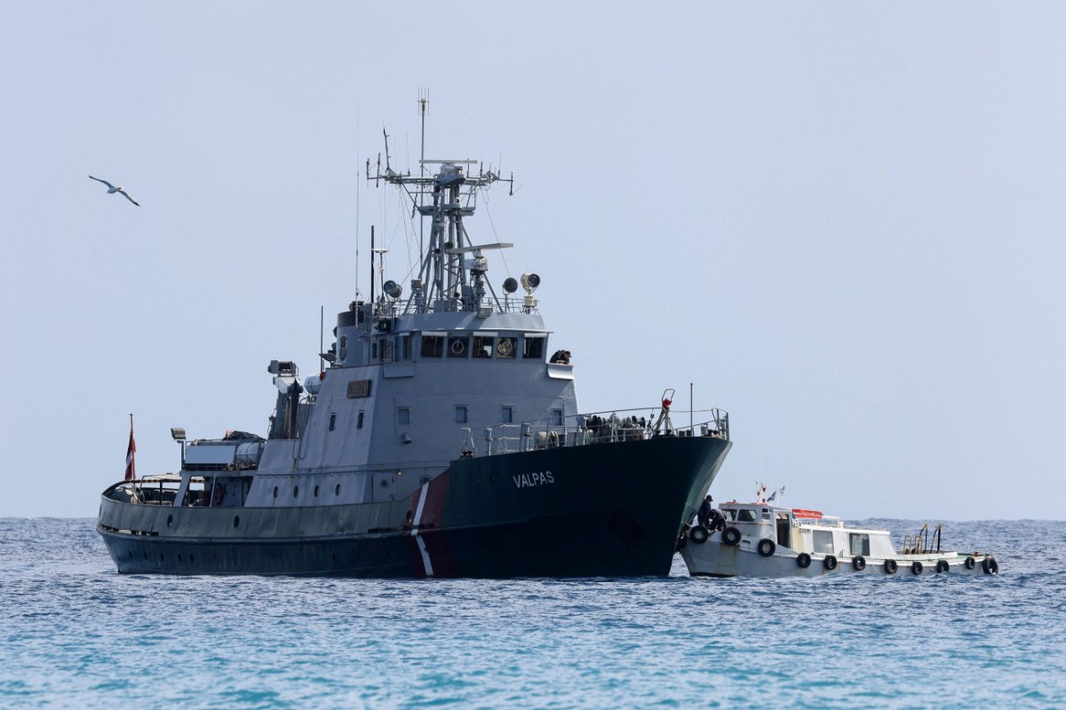 Ναυάγιο πλοίου της Frontex ανοιχτά του Καστελορίζου – Με ελικόπτερο μεταφέρθηκαν οι τραυματίες