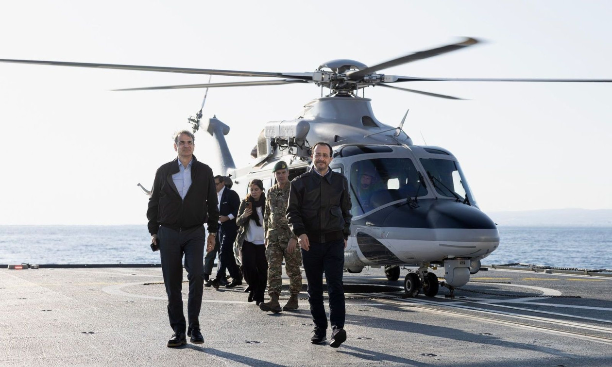Στη φρεγάτα «Κίμων» ο Κυριάκος Μητσοτάκης και ο Νίκος Χριστοδουλίδης (video)