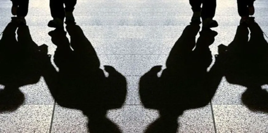 3 συλλήψεις ανηλίκων στο Ηράκλειο, για κατασκευή εκρηκτικής ύλης, την οποία πυροδότησαν σε αυλή σχολείου