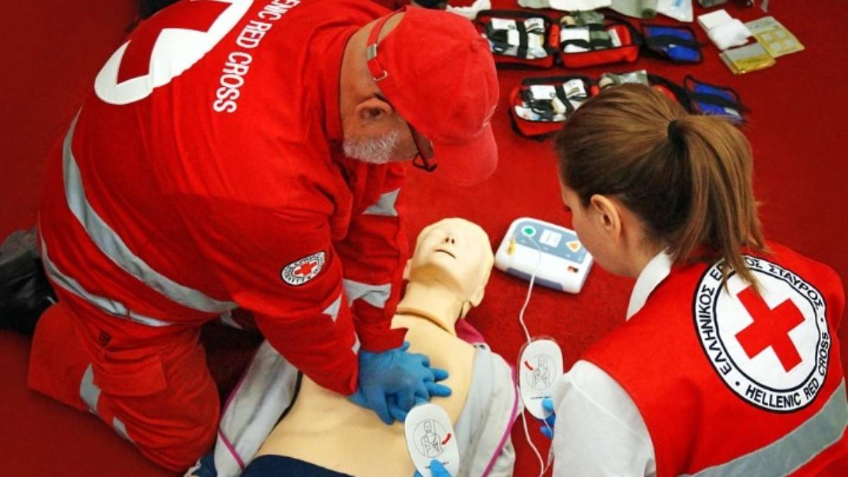 Πρόγραμμα εκπαίδευσης στη βασική υποστήριξη ζωής και στη χρήση αυτόματου εξωτερικού απινιδωτή διοργανώνει ο ΕΕΣ