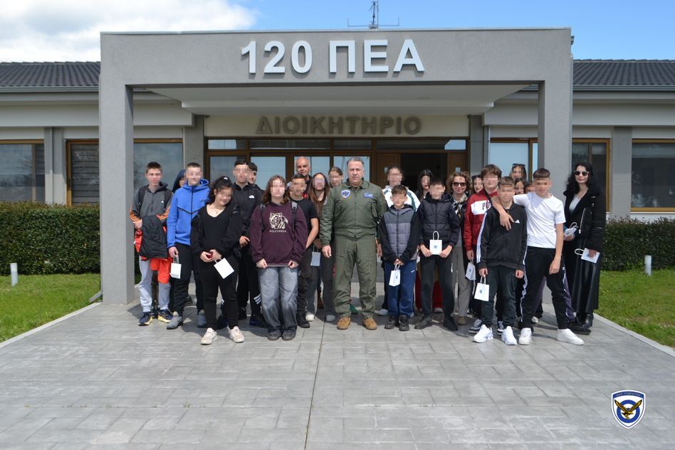 Επίσκεψη του Γυμνασίου Κάμπου Αβίας Νομού Μεσσηνίας στην 120ΠΕΑ