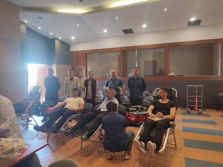 Τεράστια επιτυχία σημείωσε η αιμοδοσία στη Διεύθυνση Αλλοδαπών Αττικής