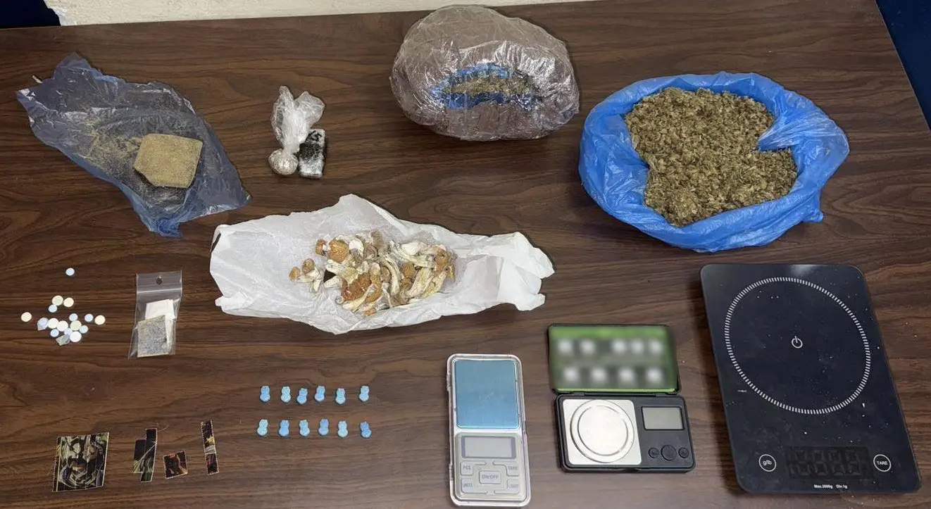 50χρονη διακινούσε ναρκωτικά στην περιοχή του Αγ. Παντελεήμονα