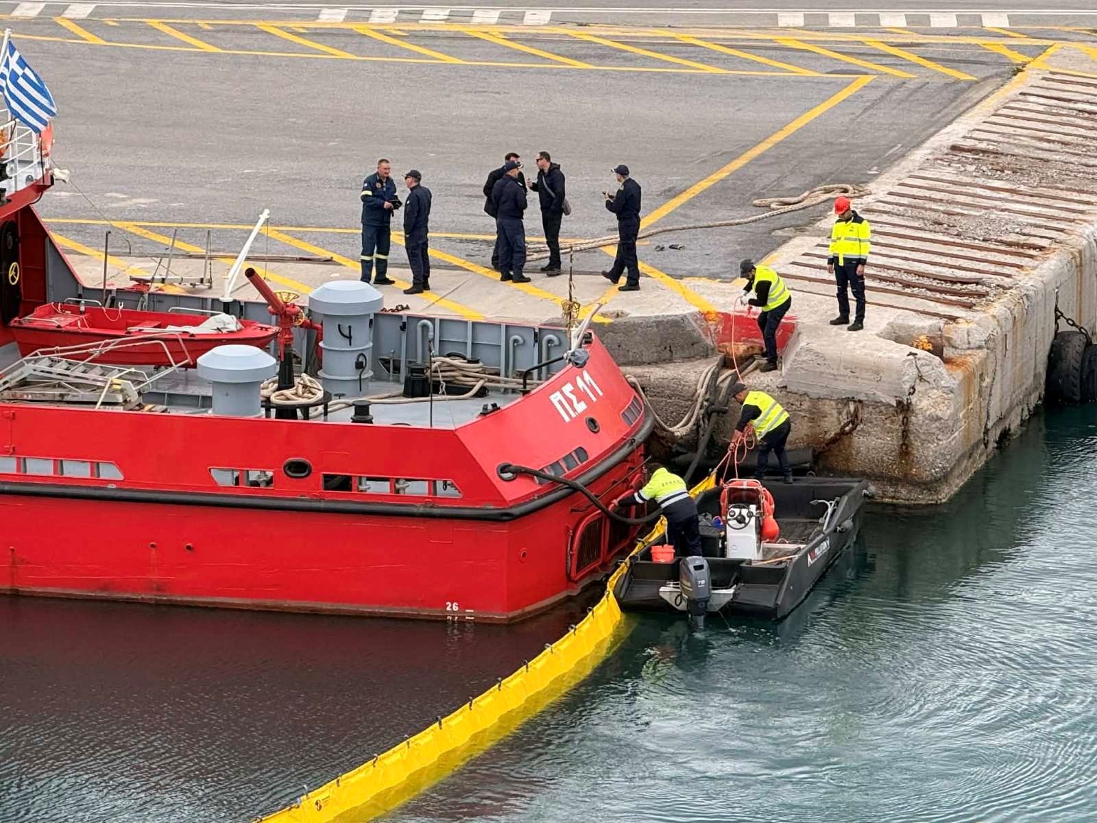 Επιτυχής άσκηση επιχειρησιακής ετοιμότητας για την αντιμετώπιση θαλάσσιας ρύπανσης από τον Οργανισμό Λιμένος Ηρακλείου και το Κεντρικό Λιμεναρχείο