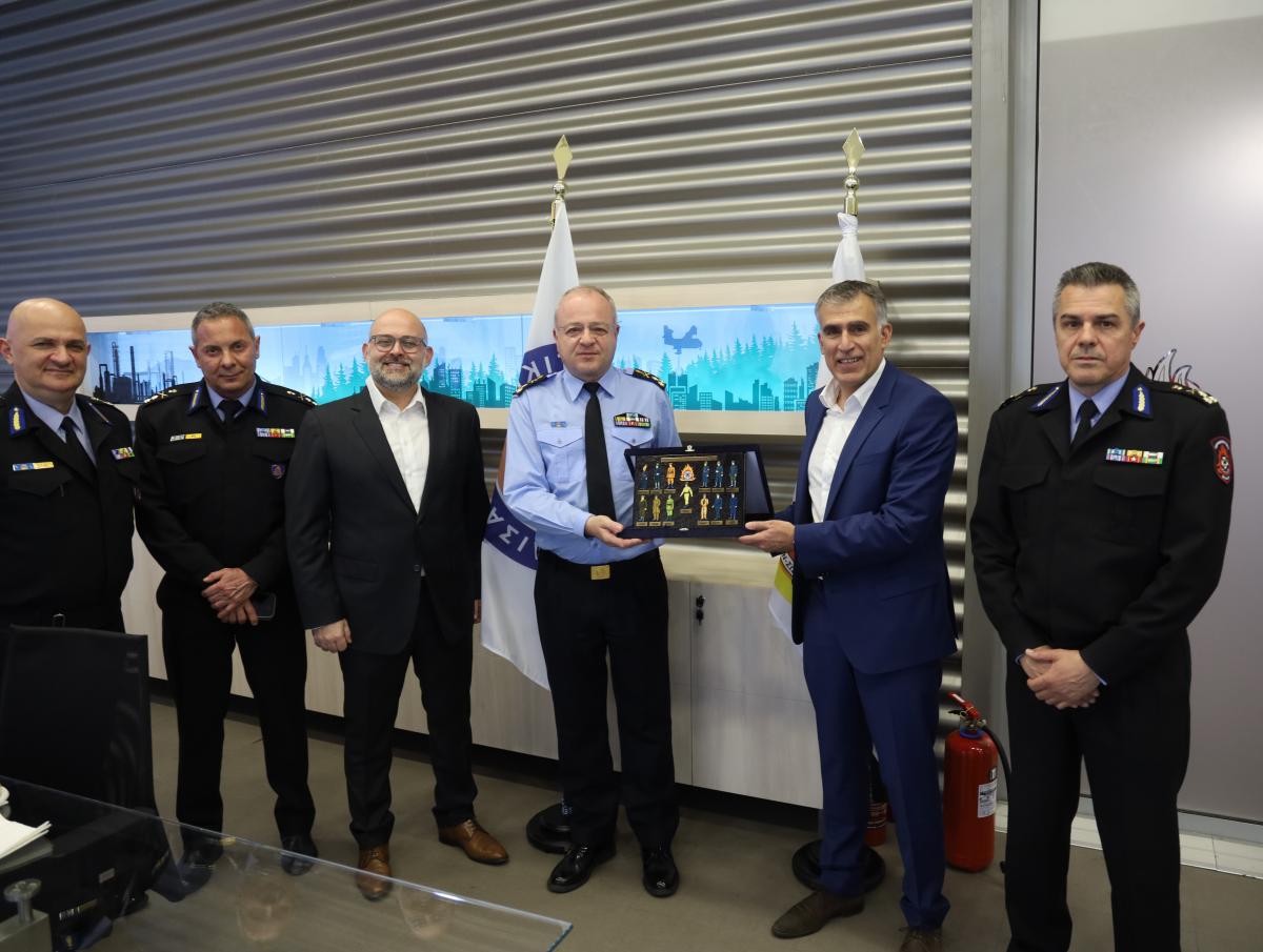 Δωρεά υλικού Εικονικής Πραγματικότητας από την εταιρία Digital Tribes στο Πυροσβεστικό Σώμα