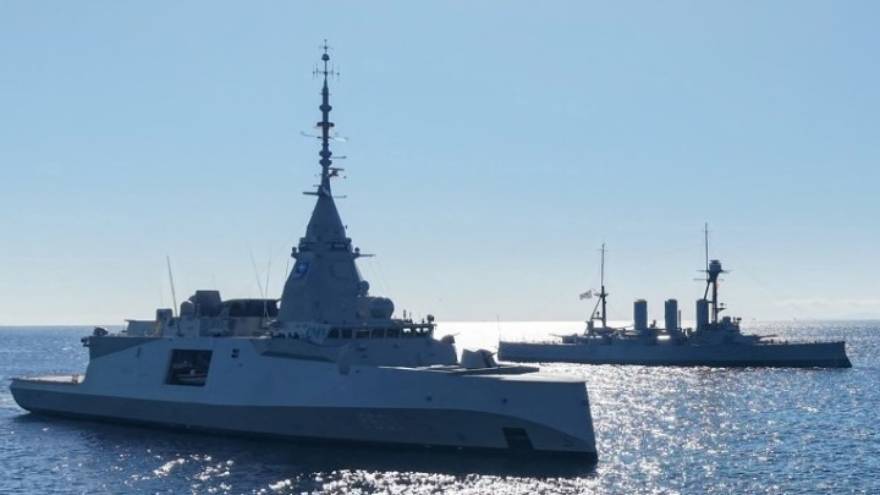 Επιτυχημένες οι πρώτες δοκιμές των drones Camcopter S-100 που προορίζονται για τις ελληνικές φρεγάτες