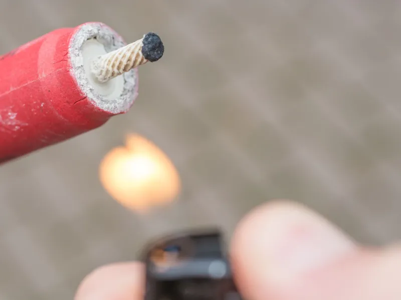 Τραυματίστηκαν δύο ανήλικοι από εκρήξεις κροτίδων σε περιοχές της Ηλείας