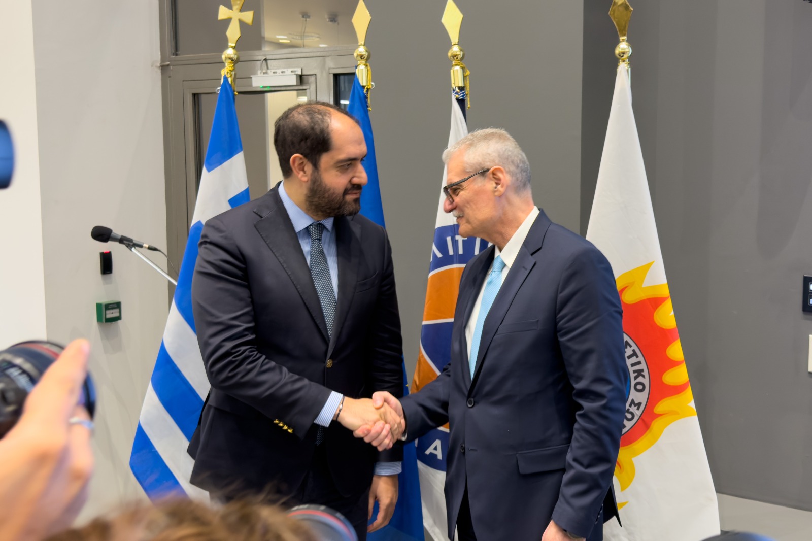 Τελετή παράδοσης – παραλαβής στο Υπουργείο Κλιματικής Κρίσης και Πολιτικής Προστασίας