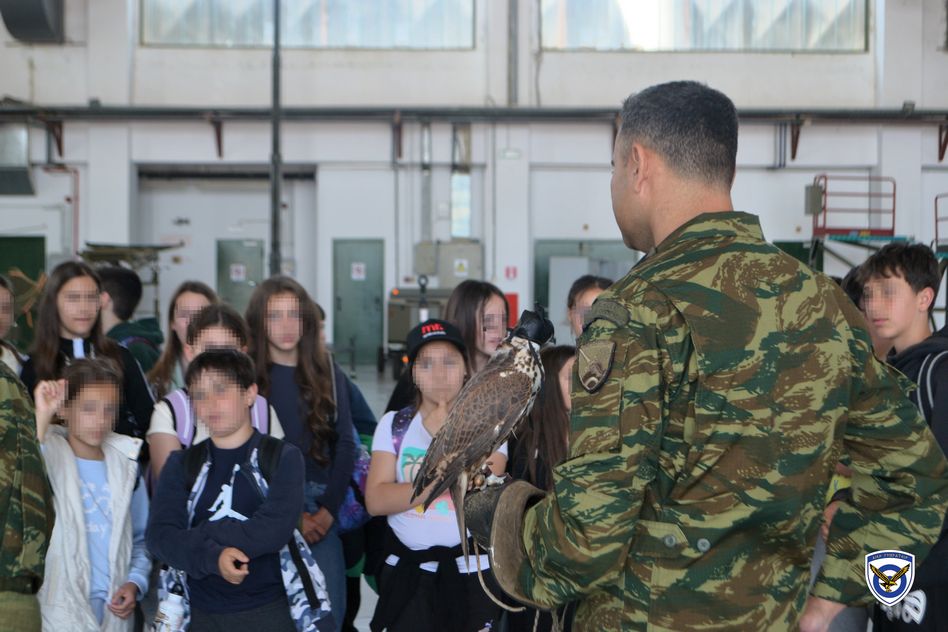 Επίσκεψη του Δημοτικού Σχολείου Νέας Κίου στην 120ΠΕΑ