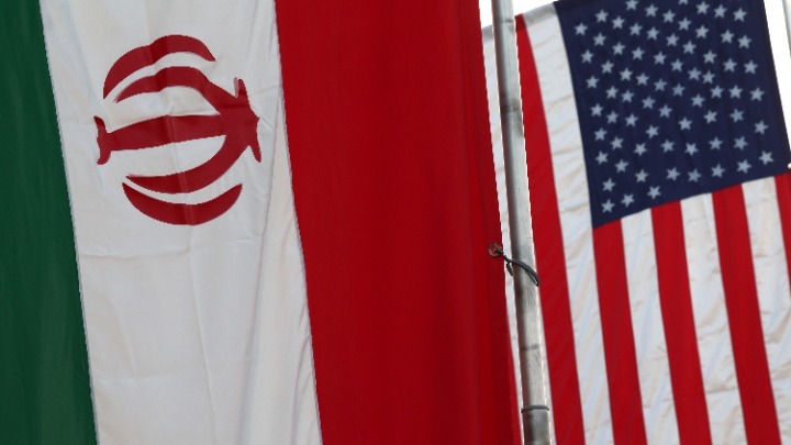 Το Ιράν προειδοποιεί με «πρωτοφανή στρατιωτική δράση» – Ο Τραμπ μιλά για αποκλεισμό «πολλών μηνών» του Ιράν