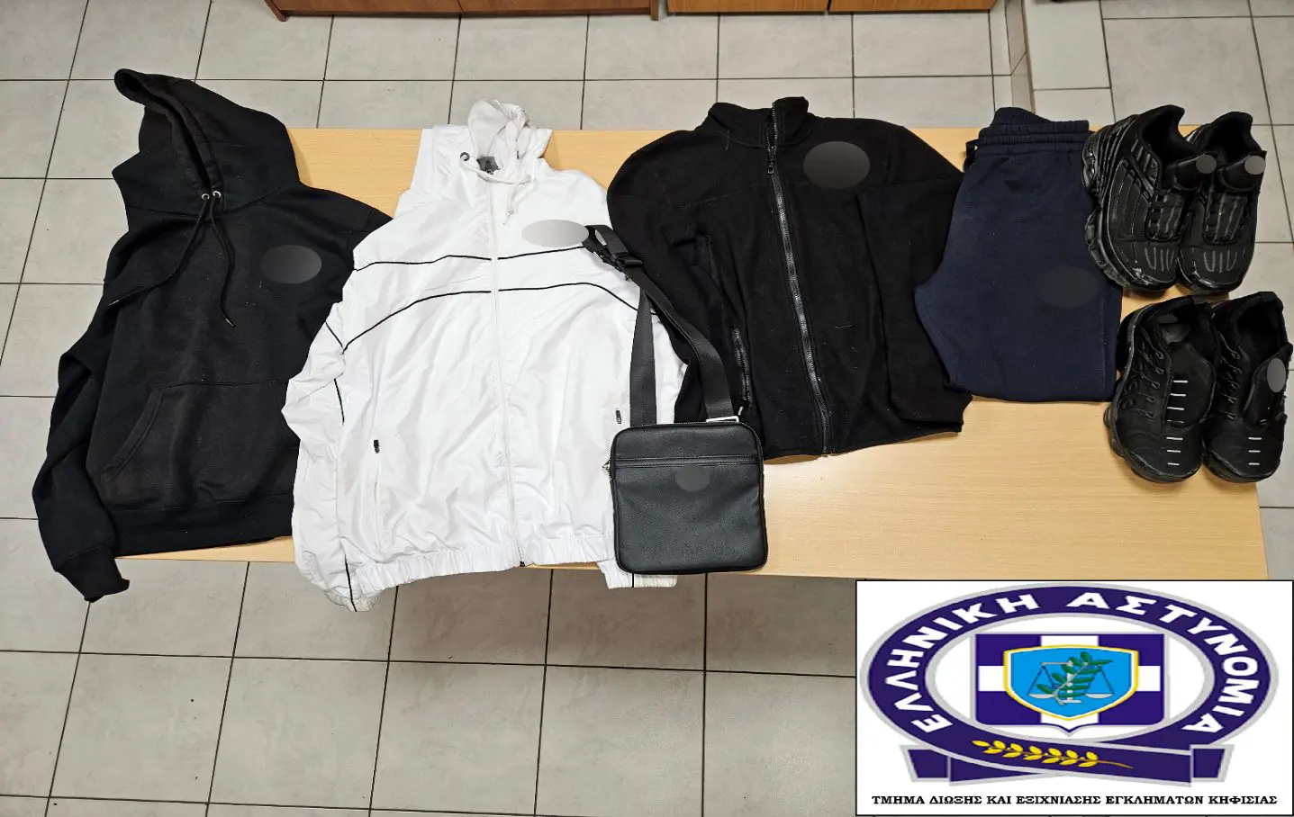 Δύο νεαροί λήστευαν καταστήματα στα Βόρεια Προάστια της Αθήνας