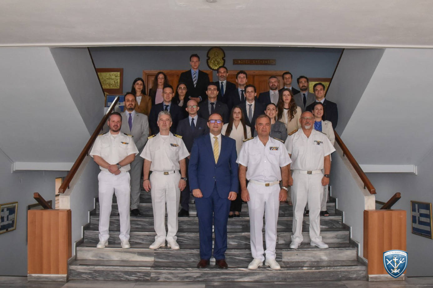 Στο Ναύσταθμο Κρήτης και το Αρχηγείο Στόλου οι υποψήφιοι ακόλουθοι του ΥΠΕΞ