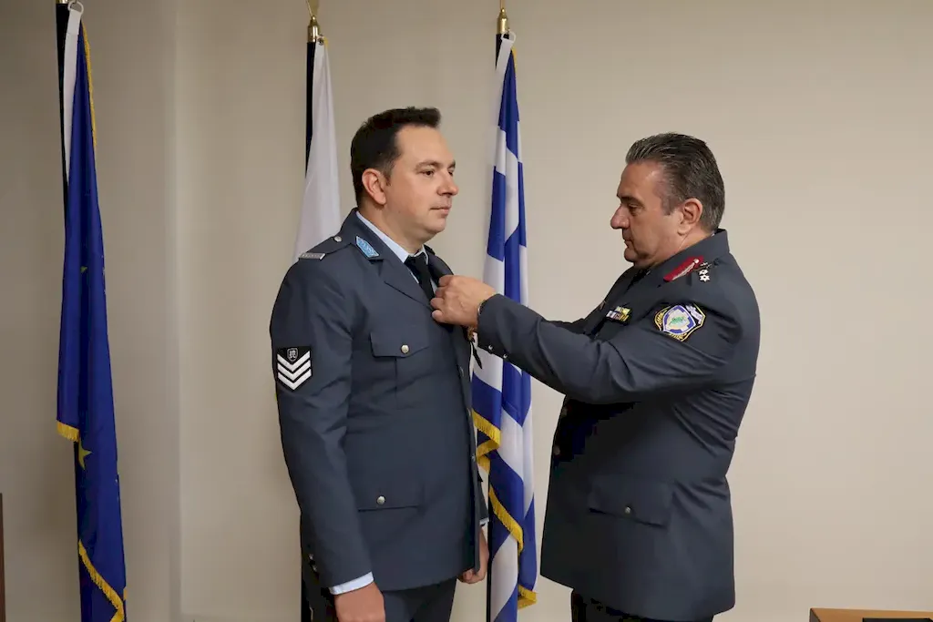 Απονομή μεταλλίου «Αστυνομικού Σταυρού» για εξαίρετη πράξη σε αστυνομικό