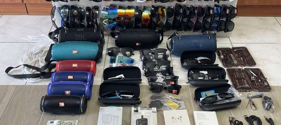 Πευκοχώρι: Χειροπέδες σε 51χρονο για εμπόριο «μαϊμού» προϊόντων σε λιμενική ζώνη
