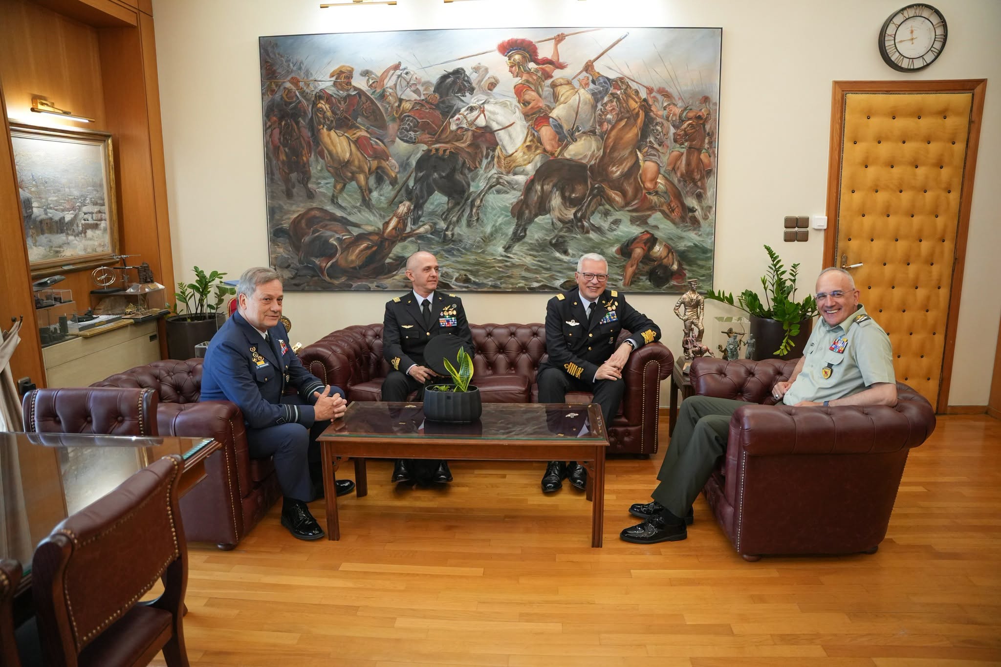 Ο Αρχηγός ΓΕΕΘΑ συναντήθηκε με τον Αρχηγό της Πολεμικής Αεροπορίας της Ιταλίας