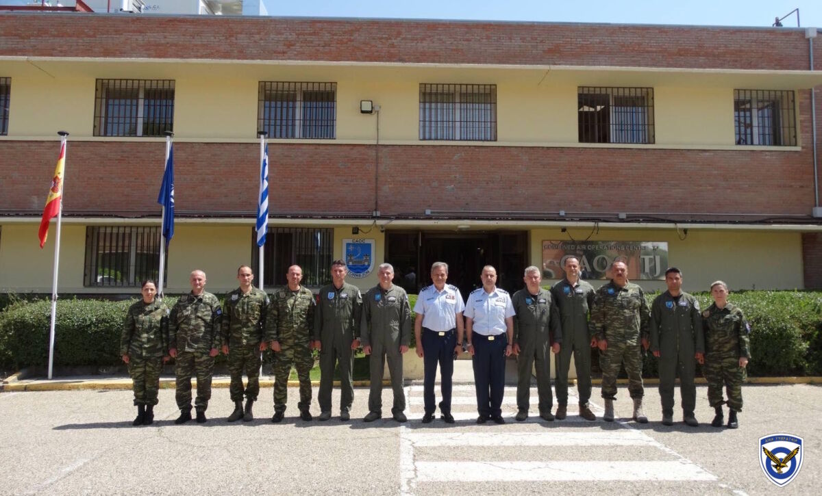 Στο «στρατηγείο» της αεροπορικής άμυνας του ΝΑΤΟ στην Ισπανία ο Αρχηγός ΓΕΑ
