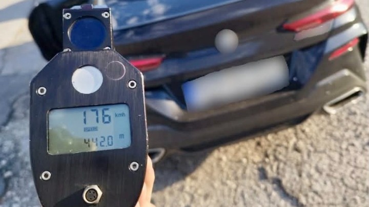 Με 176 χλμ/ώρα αντί για 110 στην ε.ο. Αθηνών-Ευζώνων – Συνελήφθη 64χρονος οδηγός