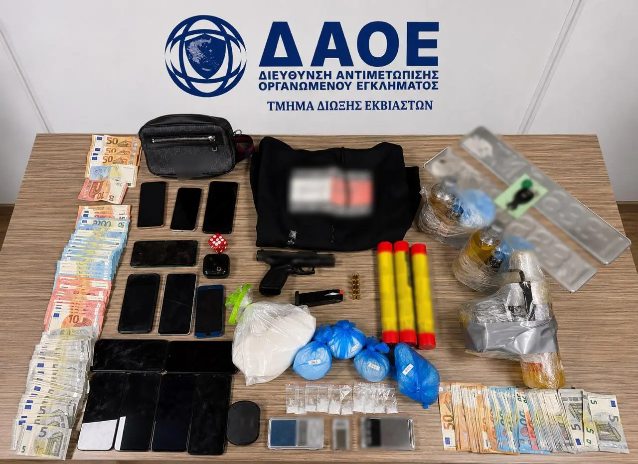 «Συνδικάτο του εγκλήματος» μέσα από τις φυλακές: Η Δ.Α.Ο.Ε. εξάρθρωσε σκληρή συμμορία που σκόρπαγε τον τρόμο (βίντεο)