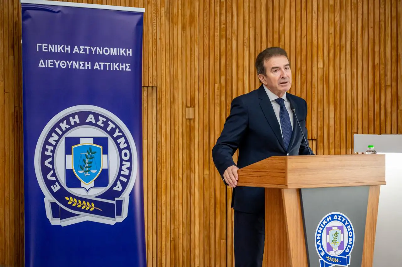 H Τροχαία στη νέα ψηφιακή εποχή: Μέσω smartphones η βεβαίωση των τροχονομικών παραβάσεων (βίντεο)