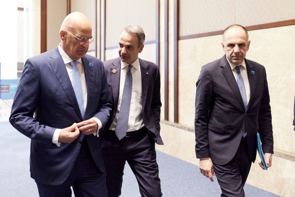 Ο ΥΕΘΑ Ν. Δένδιας συνόδευσε τον Πρωθυπουργό Κ. Μητσοτάκη στις εργασίες της Συνόδου Κορυφής του ΝΑΤΟ στην Άγκυρα