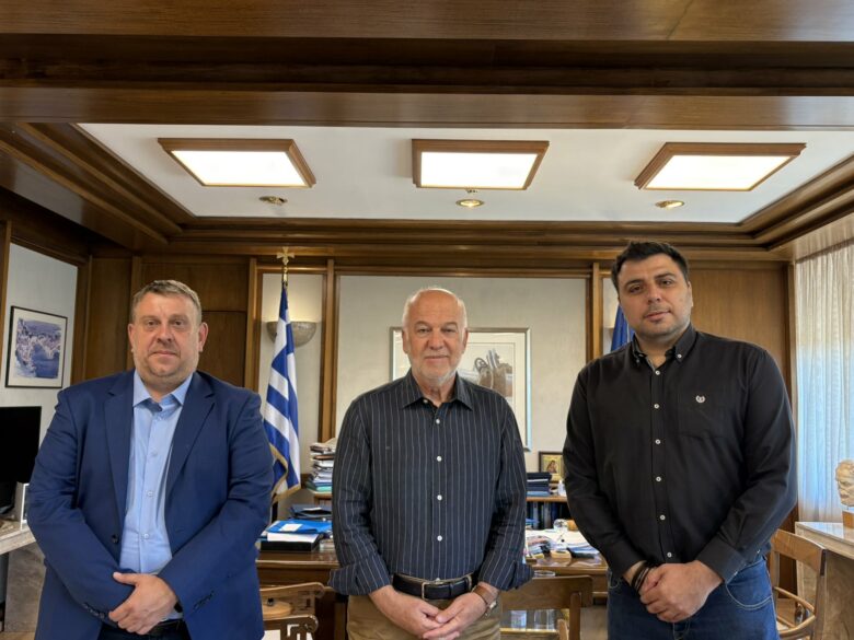 Η θωράκιση του αστυνομικού προσωπικού στο επίκεντρο της συνάντησης των Ενώσεων Αστυνομικών Υπαλλήλων Αθηνών και Θεσσαλονίκης με τον Υπουργό Δικαιοσύνης