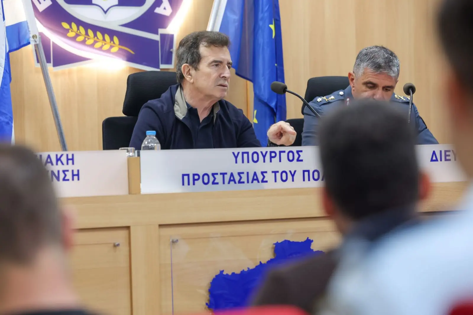Μ. Χρυσοχοΐδης από τη Λέσβο – “Είμαστε εδώ γιατί αποστολή μας είναι η ασφάλεια των κατοίκων”