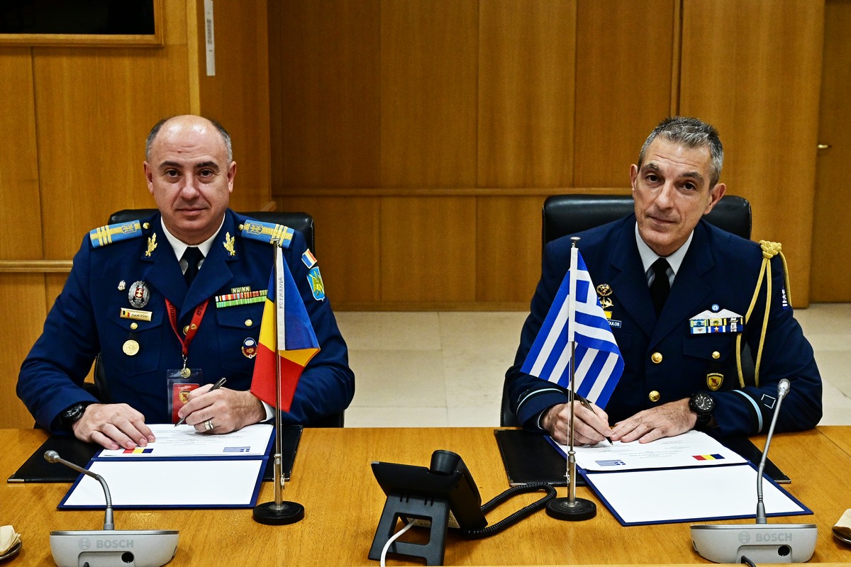 Υπογραφή προγράμματος στρατιωτικής συνεργασίας Ελλάδας – Ρουμανίας για το 2026