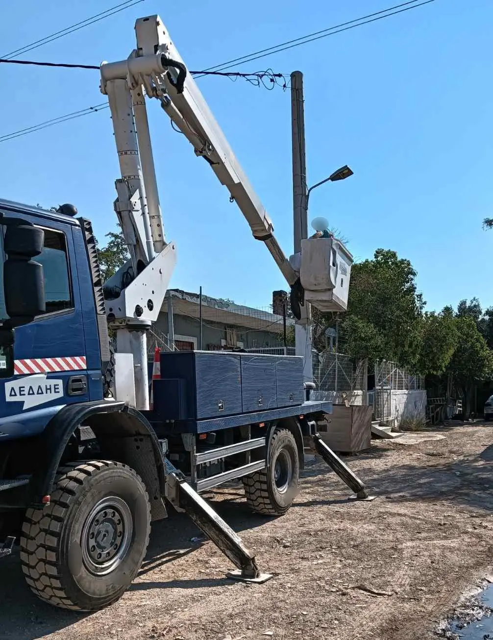 «Σάρωμα» της ΕΛ.ΑΣ. στον Ασπρόπυργο: 16 συλλήψεις για ρευματοκλοπές και ξήλωμα καλωδίων 2,3 χιλιομέτρων