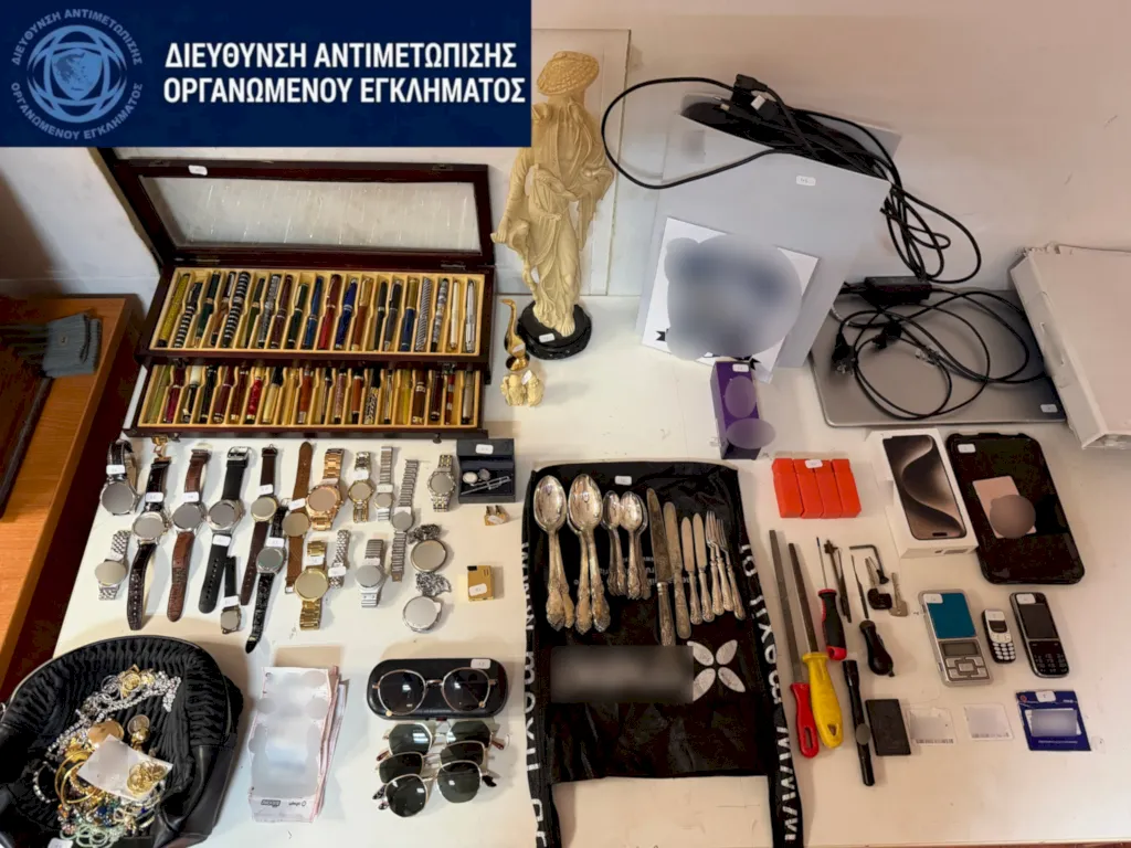Εξαρθρώθηκε κύκλωμα διαρρηκτών στην Αττική: 3 συλλήψεις, 5 ταυτοποιήσεις και 23 εξιχνιασμένες κλοπές