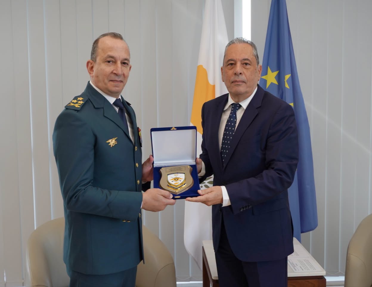 Συνάντηση του Υπουργού Άμυνας Κύπρου, Βασίλη Παλμά με τον Αρχηγό Ενόπλων Δυνάμεων του Λιβάνου