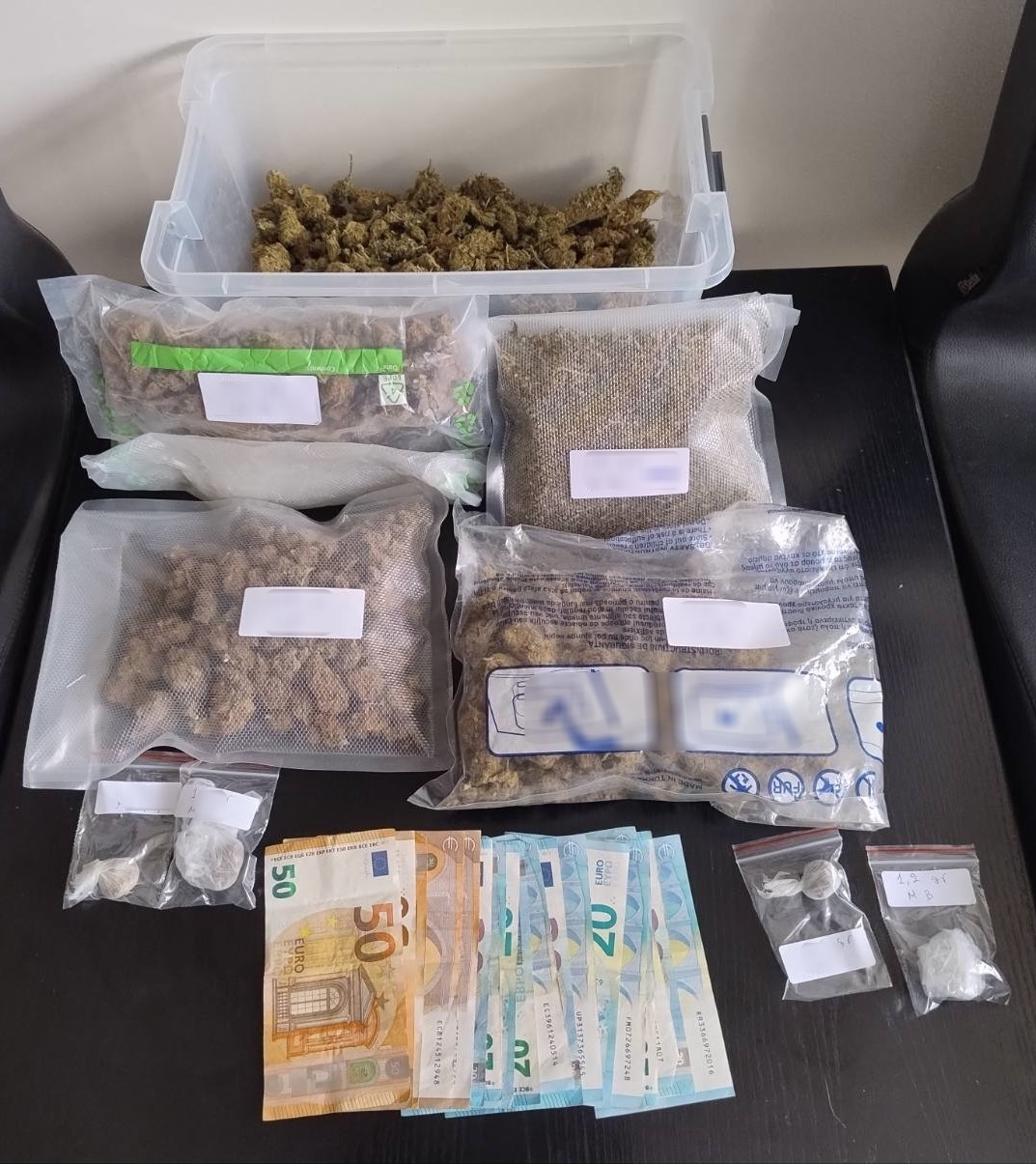 Συνελήφθη άνδρας, κατηγορούμενος για κατοχή και διακίνηση ναρκωτικών ουσιών στο Ηράκλειο