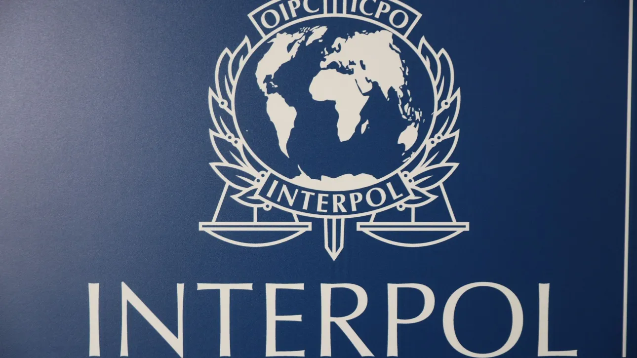 Χειροπέδες σε δύο αλλοδαπούς στην Αλεξανδρούπολη – Καταζητούνταν με «κόκκινο σήμα» της Interpol για βαριά εγκλήματα